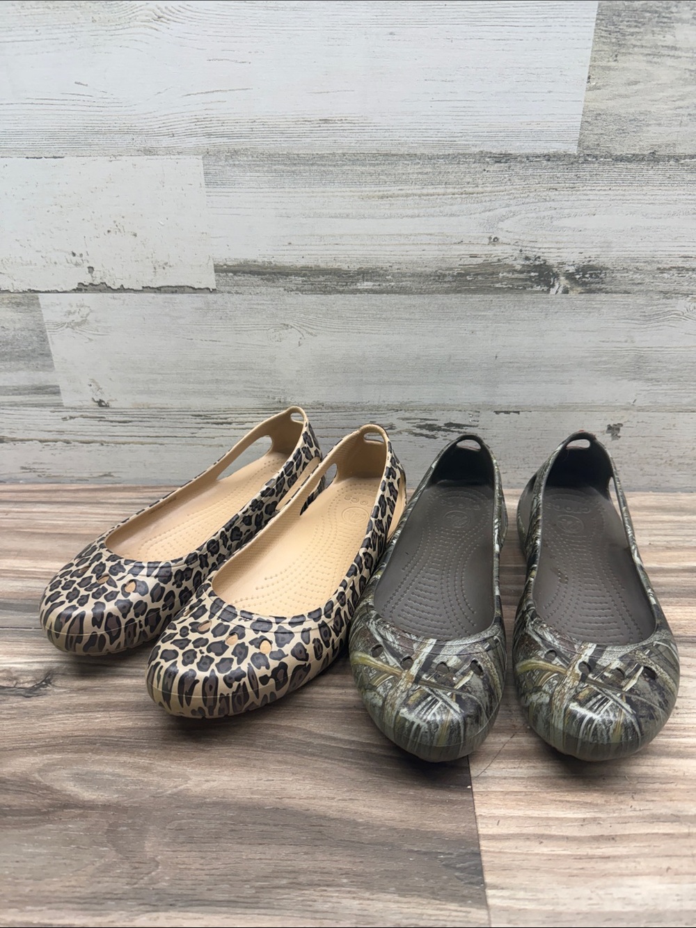 Crocs Kadee Women Sz 10 Leopard Animal and Camo Print Ballet Shoes Comfort Lot